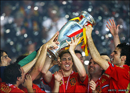 _44789902_trophygetty.jpg